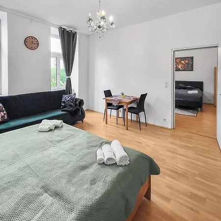 Davidov Stays Danube Vienne Chambre photo